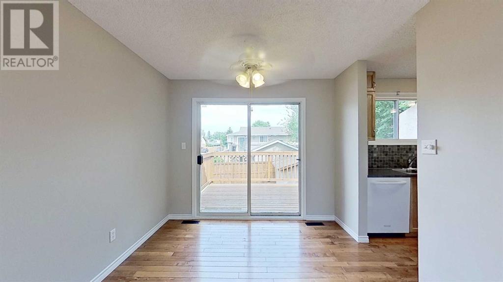 Single Family House for Sale in  Fonda Court SE Forest Heights Calgary 