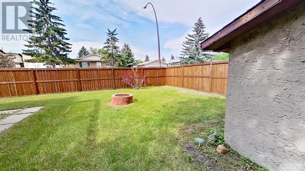 Single Family House for Sale in  Fonda Court SE Forest Heights Calgary 