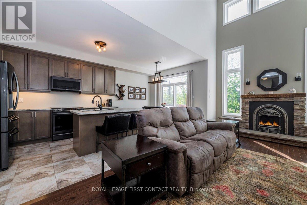 Photo 11 of 8 Nautical Lane, Wasaga Beach ON