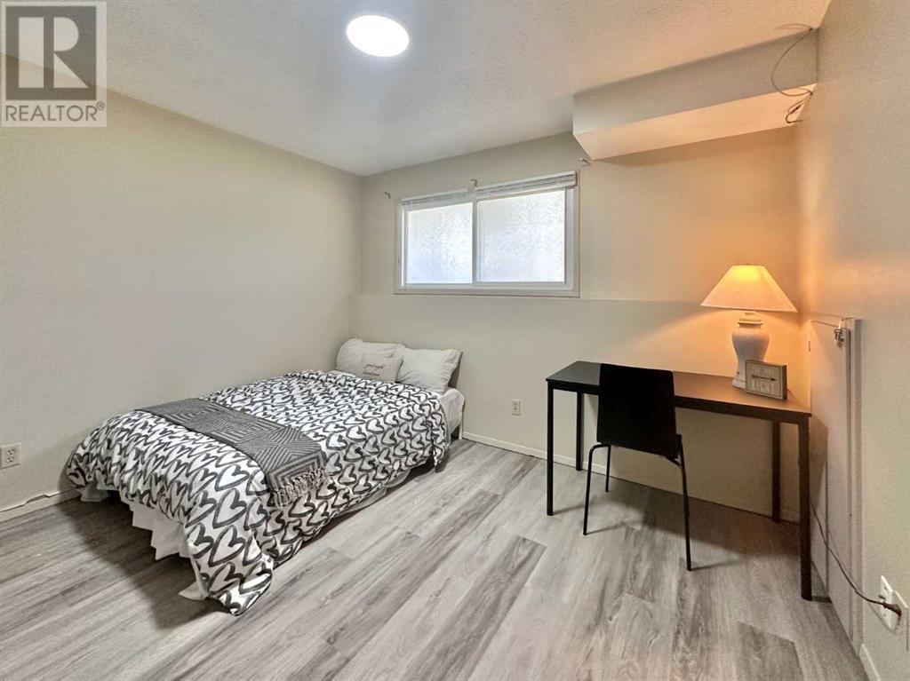 Single Family House Bi-level for Sale in   Ogden Road SE Ogden Calgary 