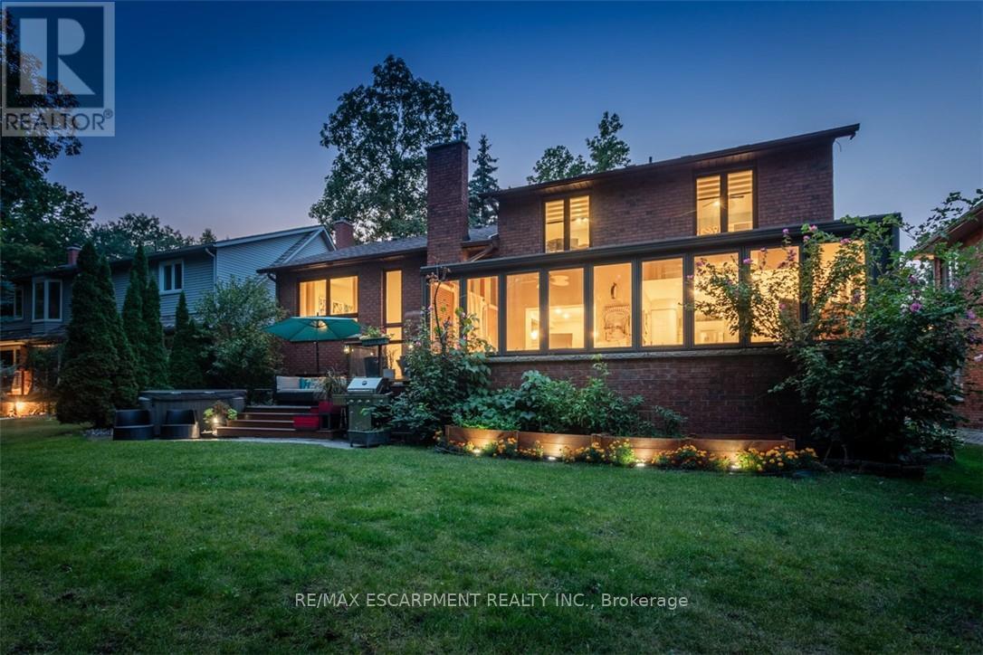 Photo 41 of 1351 Hazelton Boulevard, Burlington ON