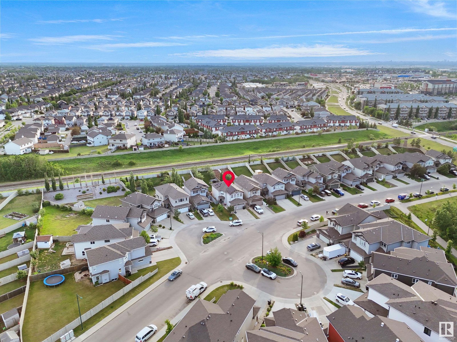 Photo 9 of 3756 8 St Nw, Edmonton AB