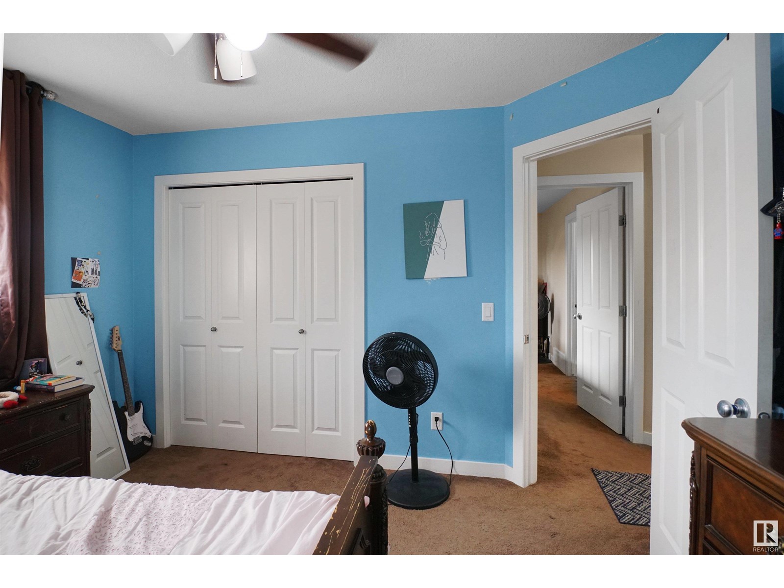 Photo 2 of 3756 8 St Nw, Edmonton AB