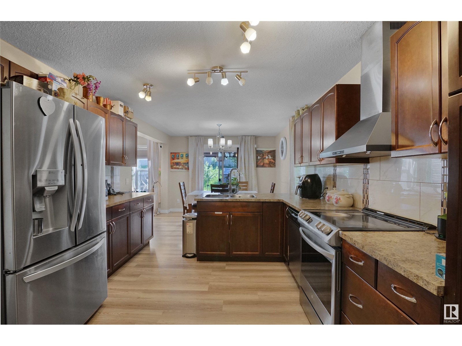 Photo 18 of 3756 8 St Nw, Edmonton AB