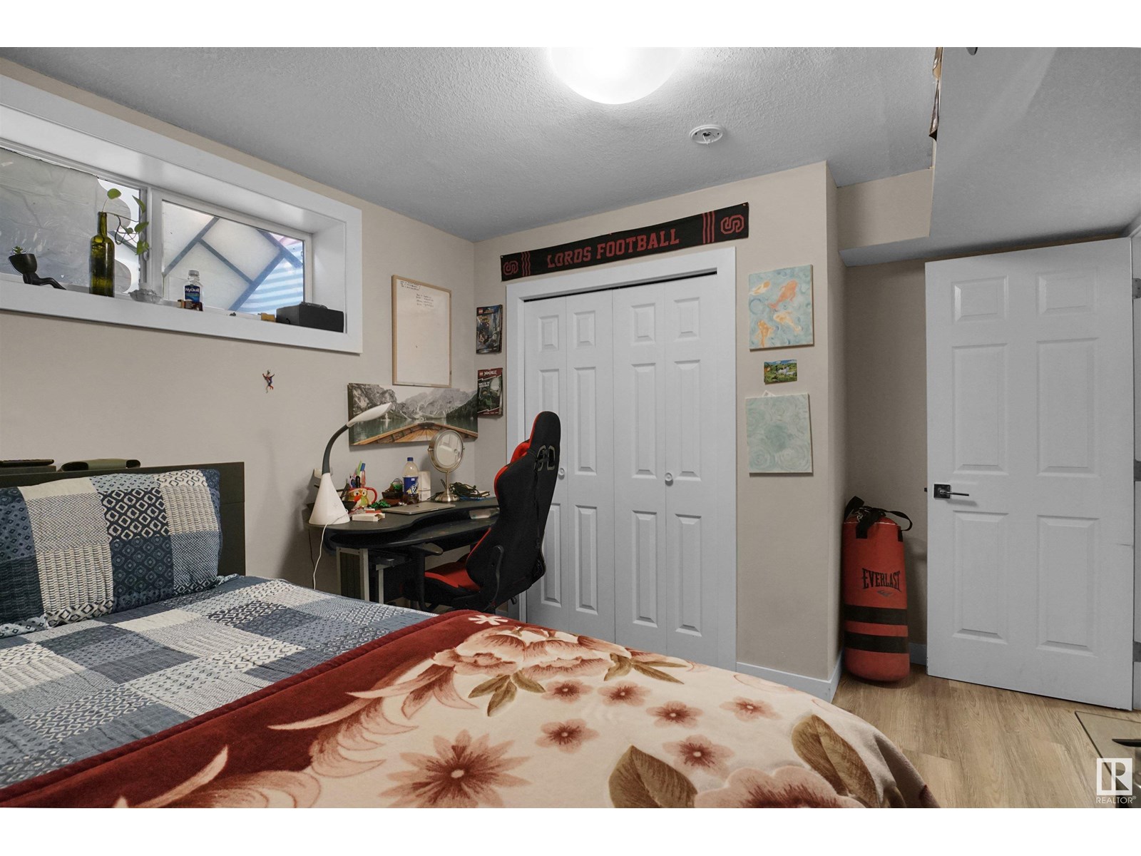 Photo 5 of 3756 8 St Nw, Edmonton AB