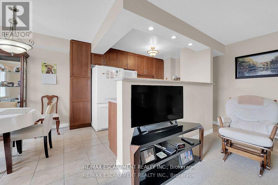 Photo 14 of 512 793 Colborne Street E, Brantford ON