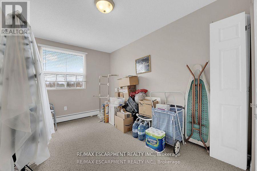 Photo 22 of 512 793 Colborne Street E, Brantford ON