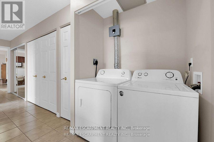 Photo 26 of 512 793 Colborne Street E, Brantford ON