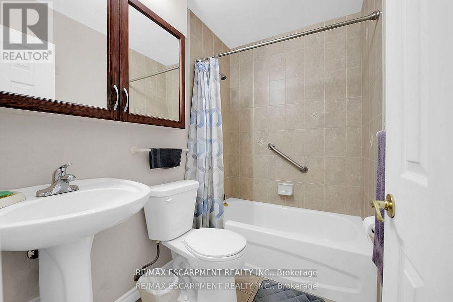 Photo 27 of 512 793 Colborne Street E, Brantford ON