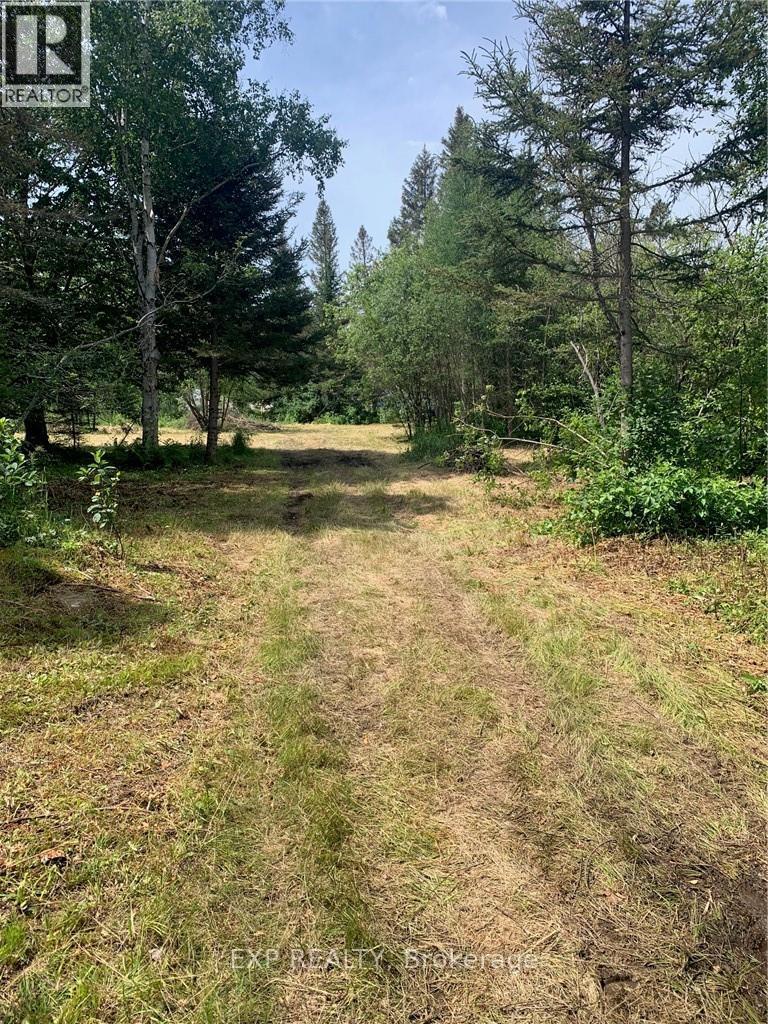 Photo 17 of 730 Dean Lake Road, Huron Shores ON