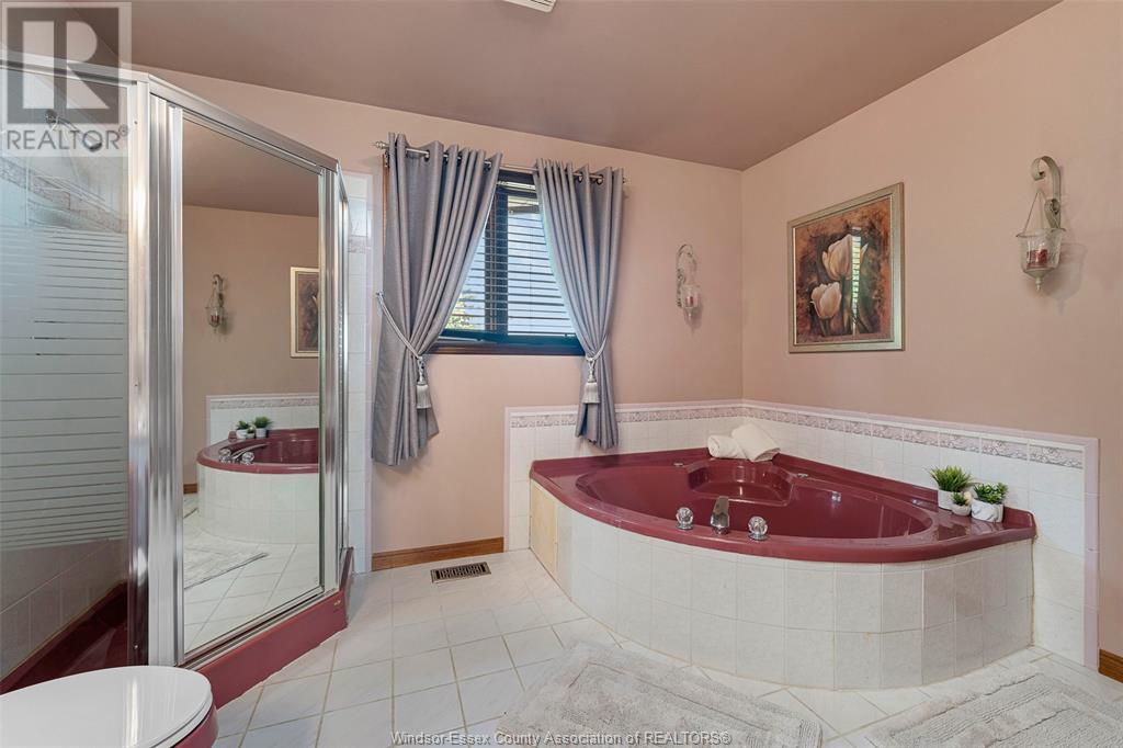 Photo 42 of 12314 Funaro Crescent, Tecumseh ON