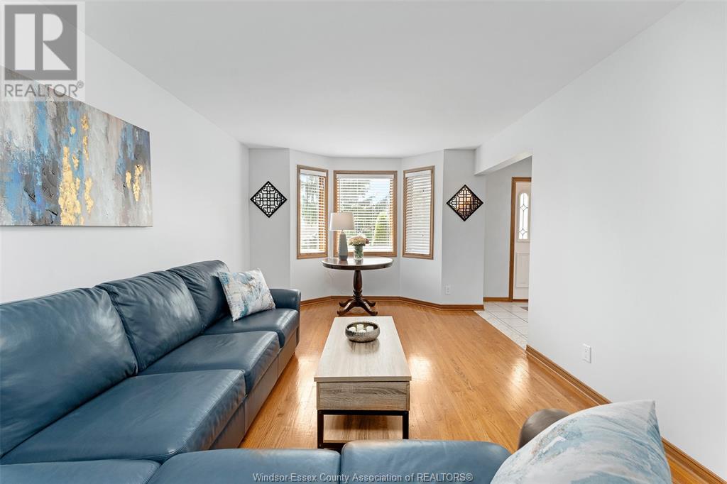 Photo 23 of 12314 Funaro Crescent, Tecumseh ON