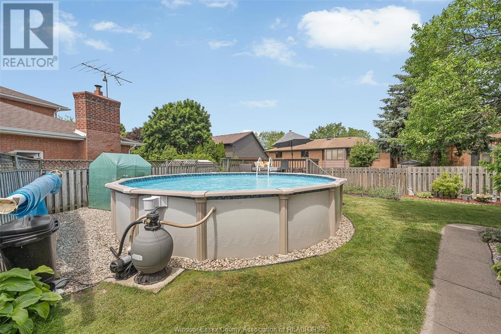 Photo 6 of 12314 Funaro Crescent, Tecumseh ON