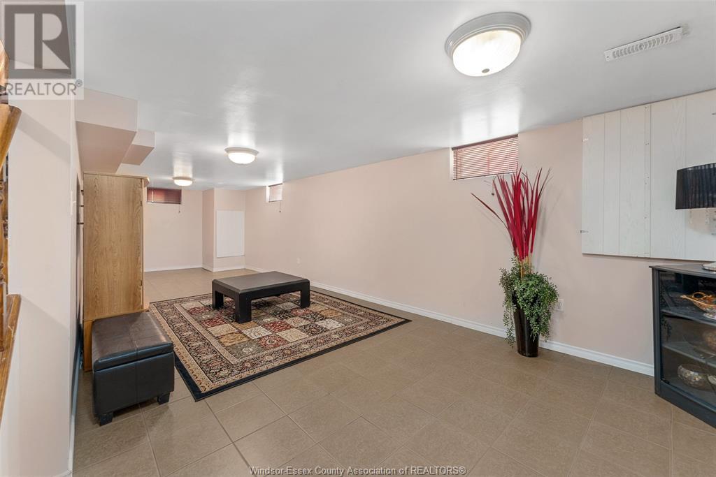Photo 48 of 12314 Funaro Crescent, Tecumseh ON