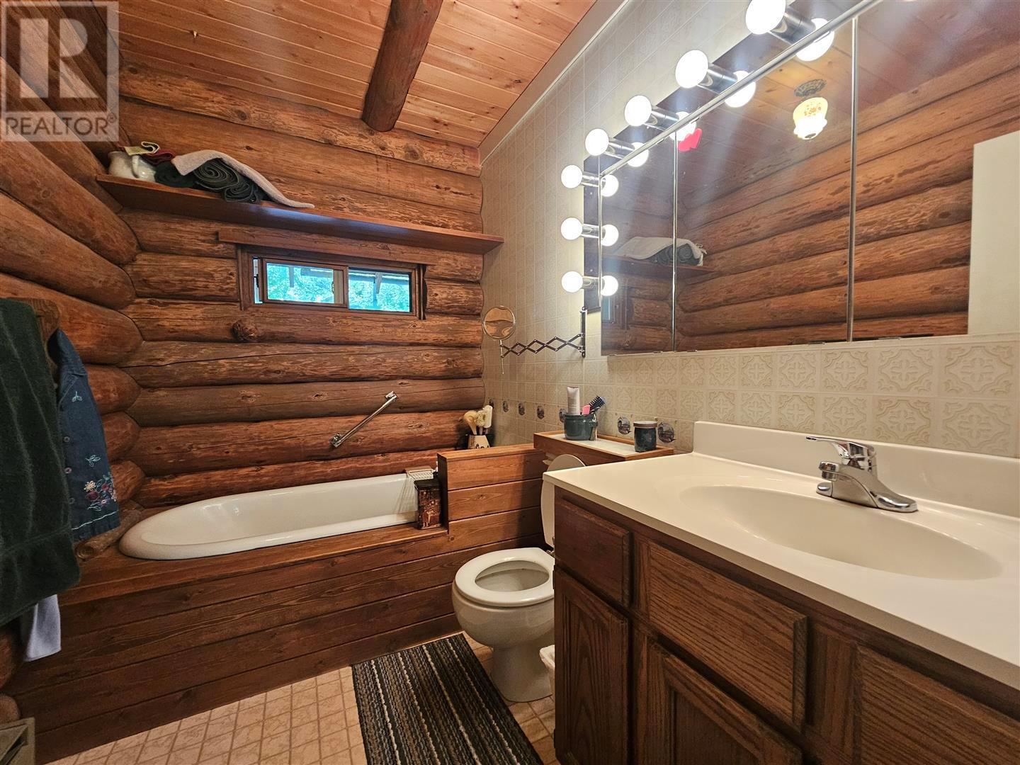 2910 Botanie Creek Road, Lytton