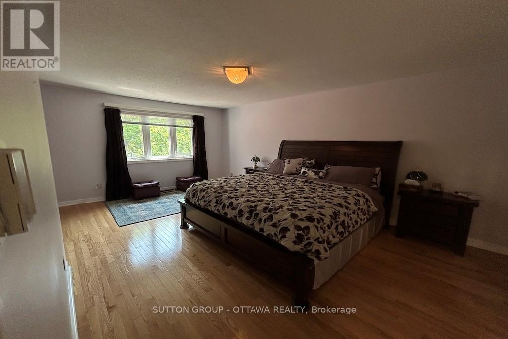 Photo 39 of 32 Cellini Court W, Ottawa ON