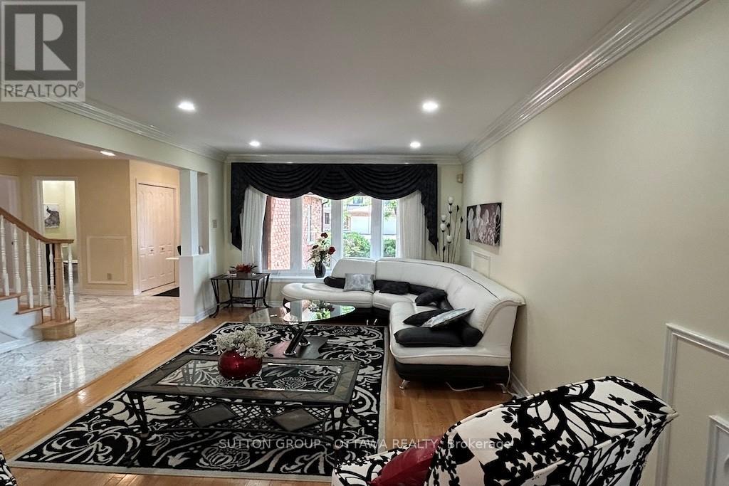 Photo 50 of 32 Cellini Court W, Ottawa ON