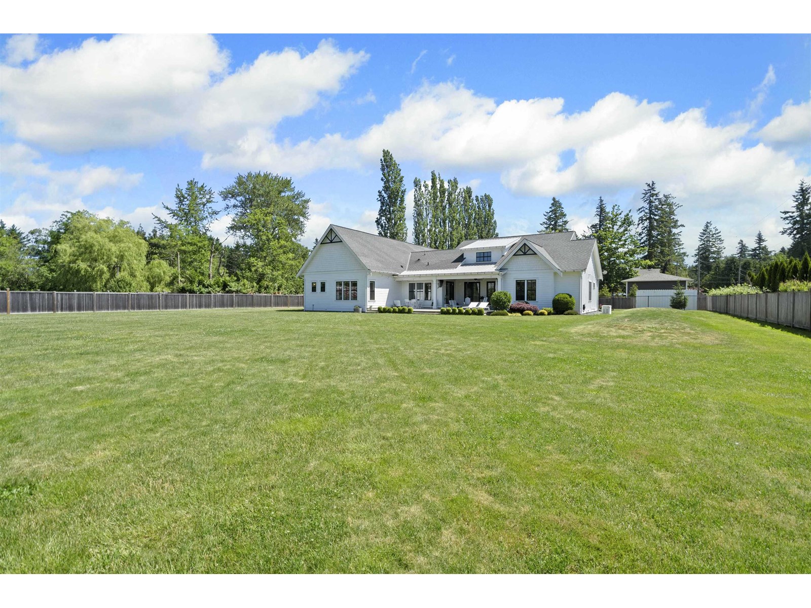 Photo 3 of 1 7019 264 Street, Langley BC