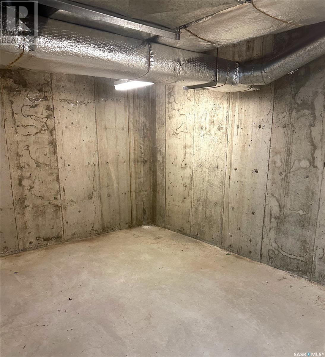 Office for Sale in  Chaplin STREET W Swift Current 