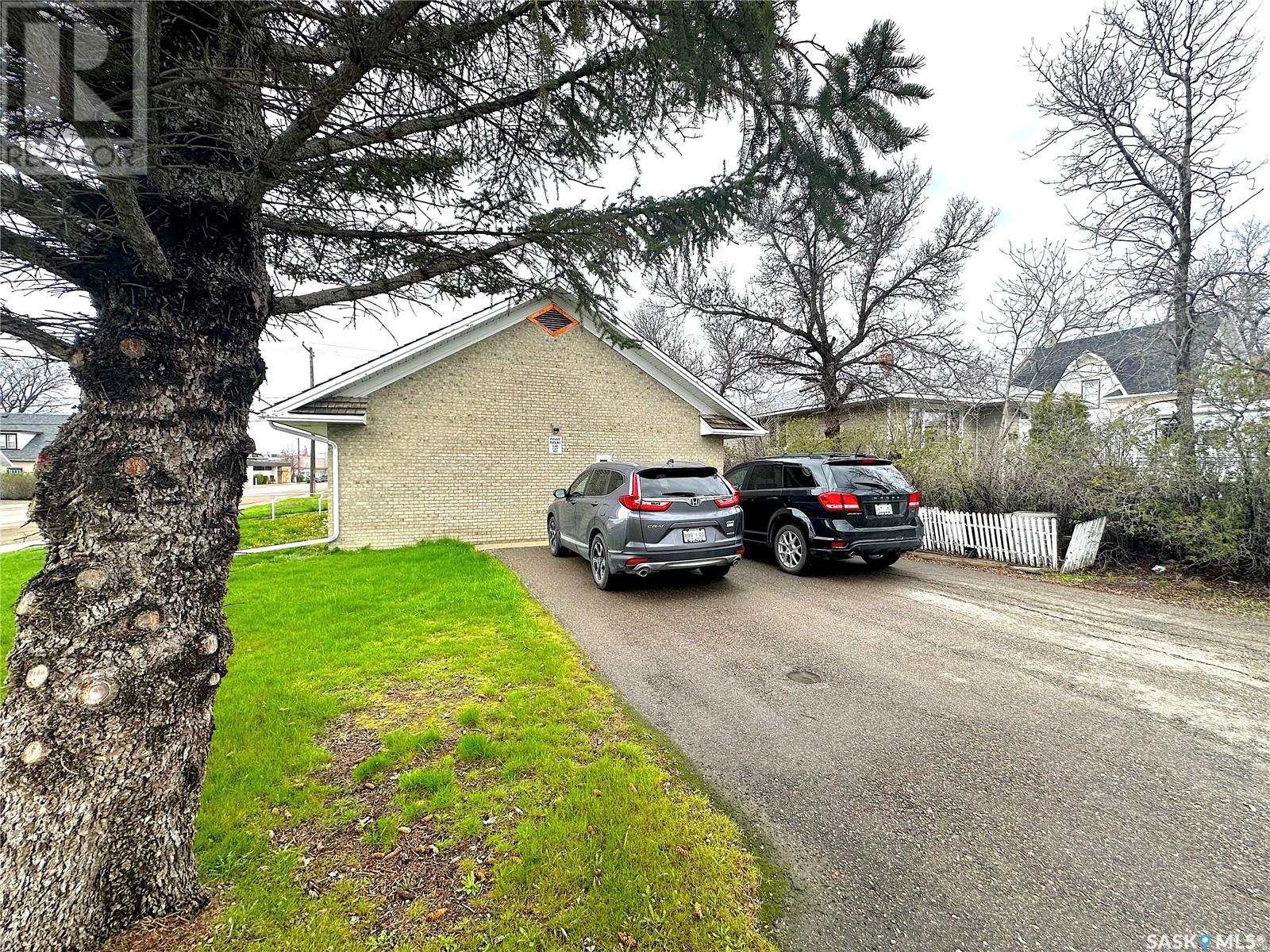 Office for Sale in  Chaplin STREET W Swift Current 