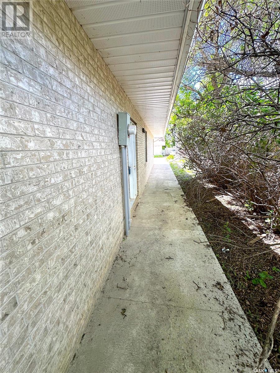 Office for Sale in  Chaplin STREET W Swift Current 