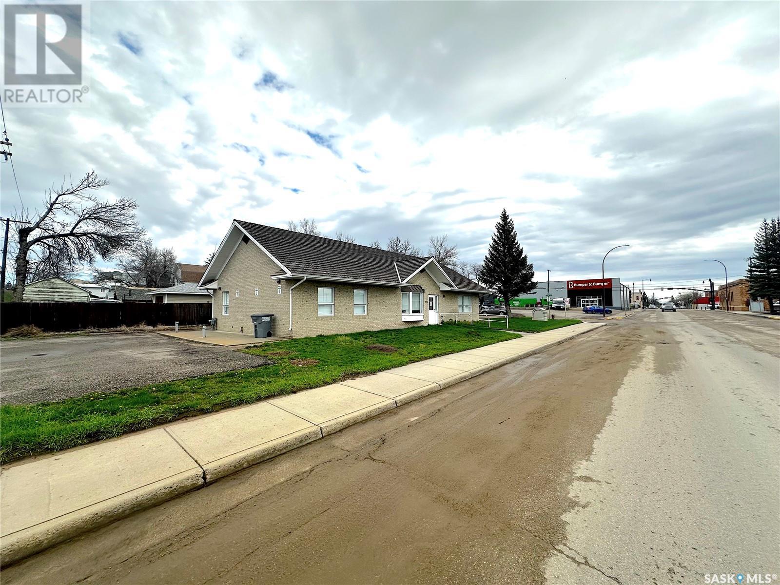 Office for Sale in  Chaplin STREET W Swift Current 