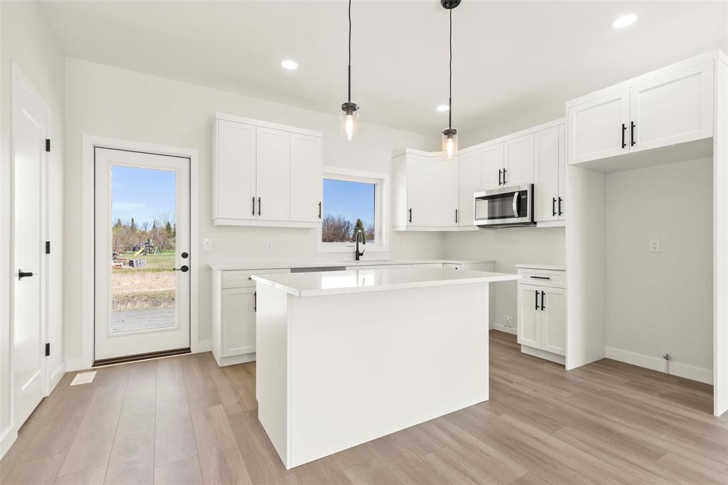 Photo 3 of 119 Champagne Street, Ste Anne MB