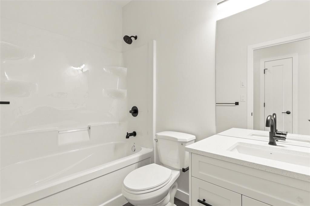Photo 14 of 119 Champagne Street, Ste Anne MB