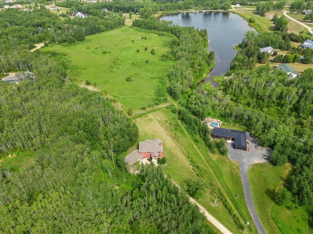 Photo 1 of 4 Meadowlark Bay, Ste Anne Rm MB