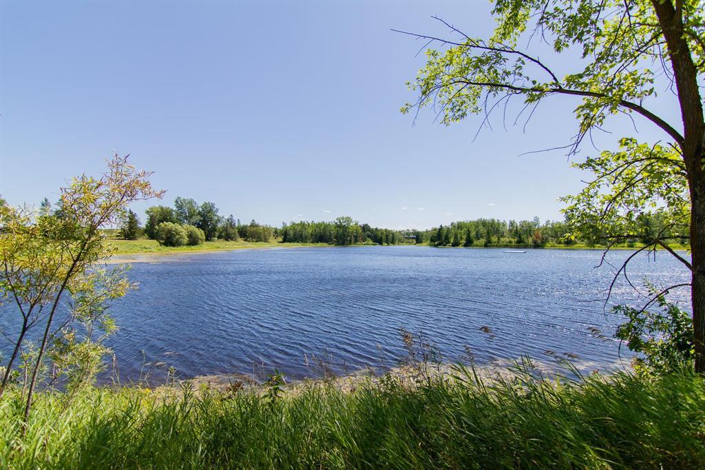 Photo 2 of 4 Meadowlark Bay, Ste Anne Rm MB