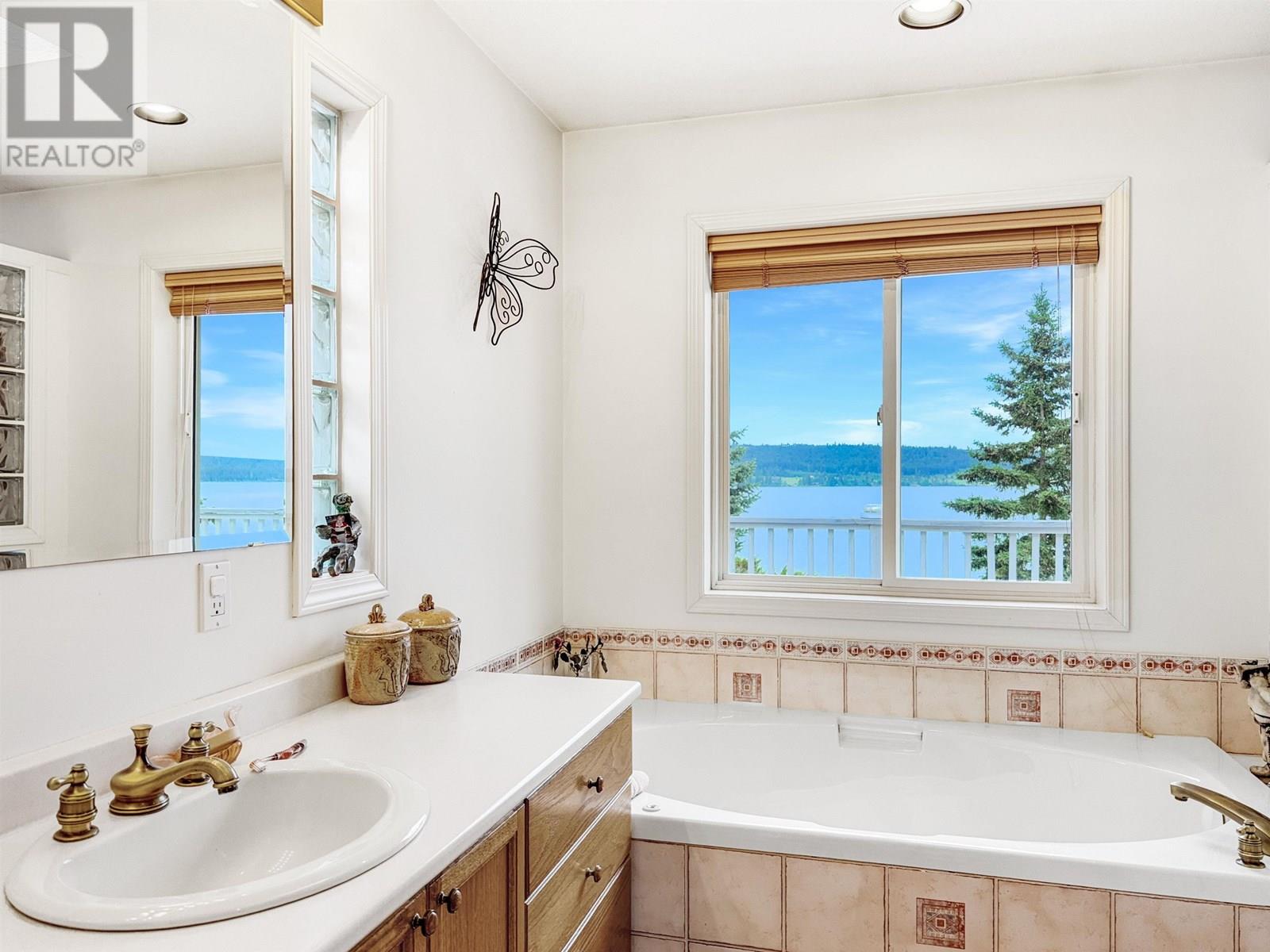 3439 CHIMNEY LAKE ROAD, Williams Lake