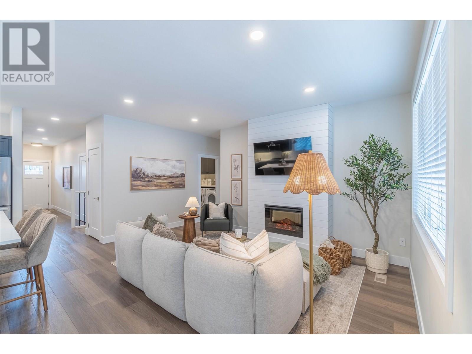 131 200 GRAND Boulevard, Kamloops