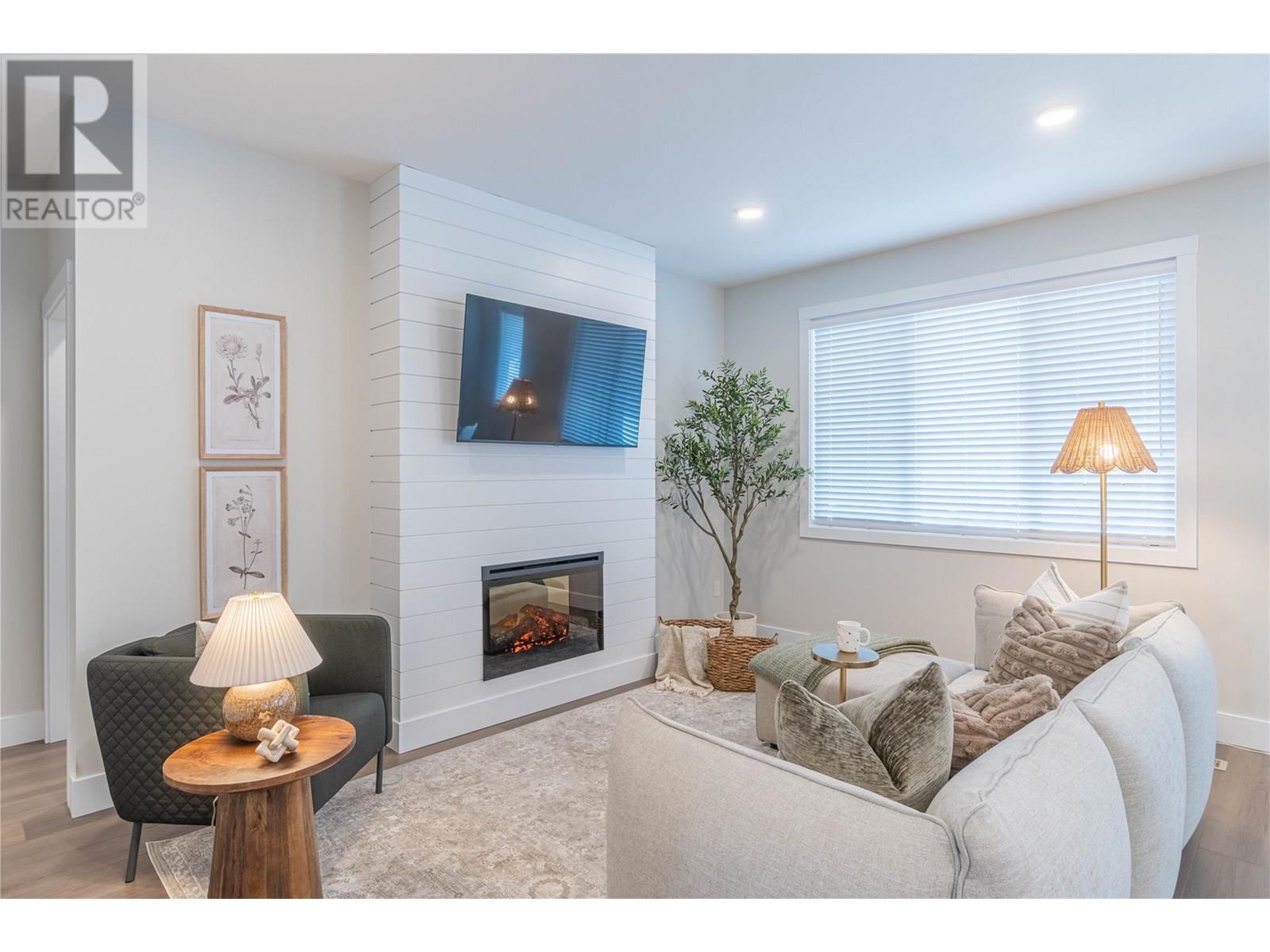 131 200 GRAND Boulevard, Kamloops