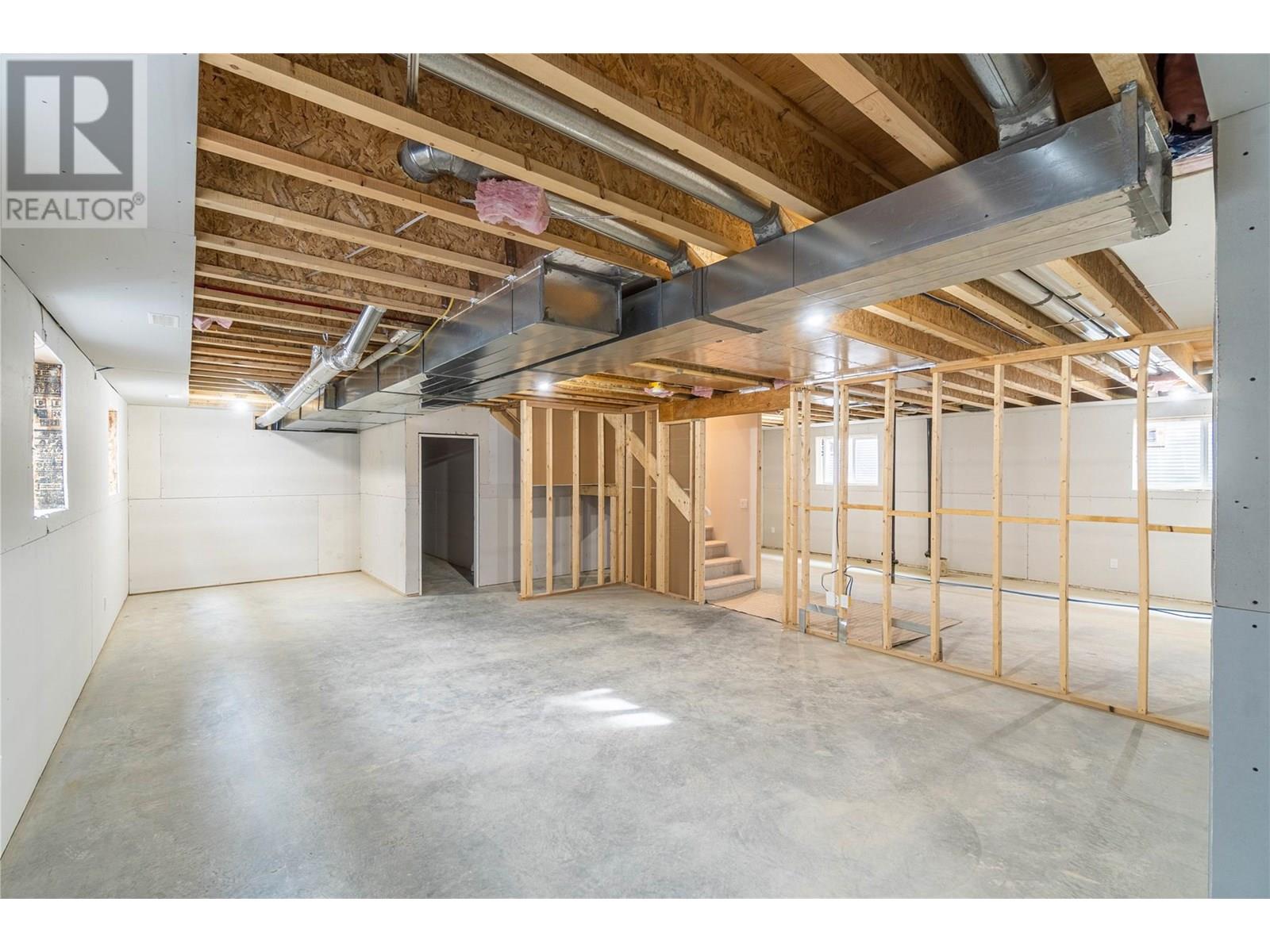 131 200 GRAND Boulevard, Kamloops