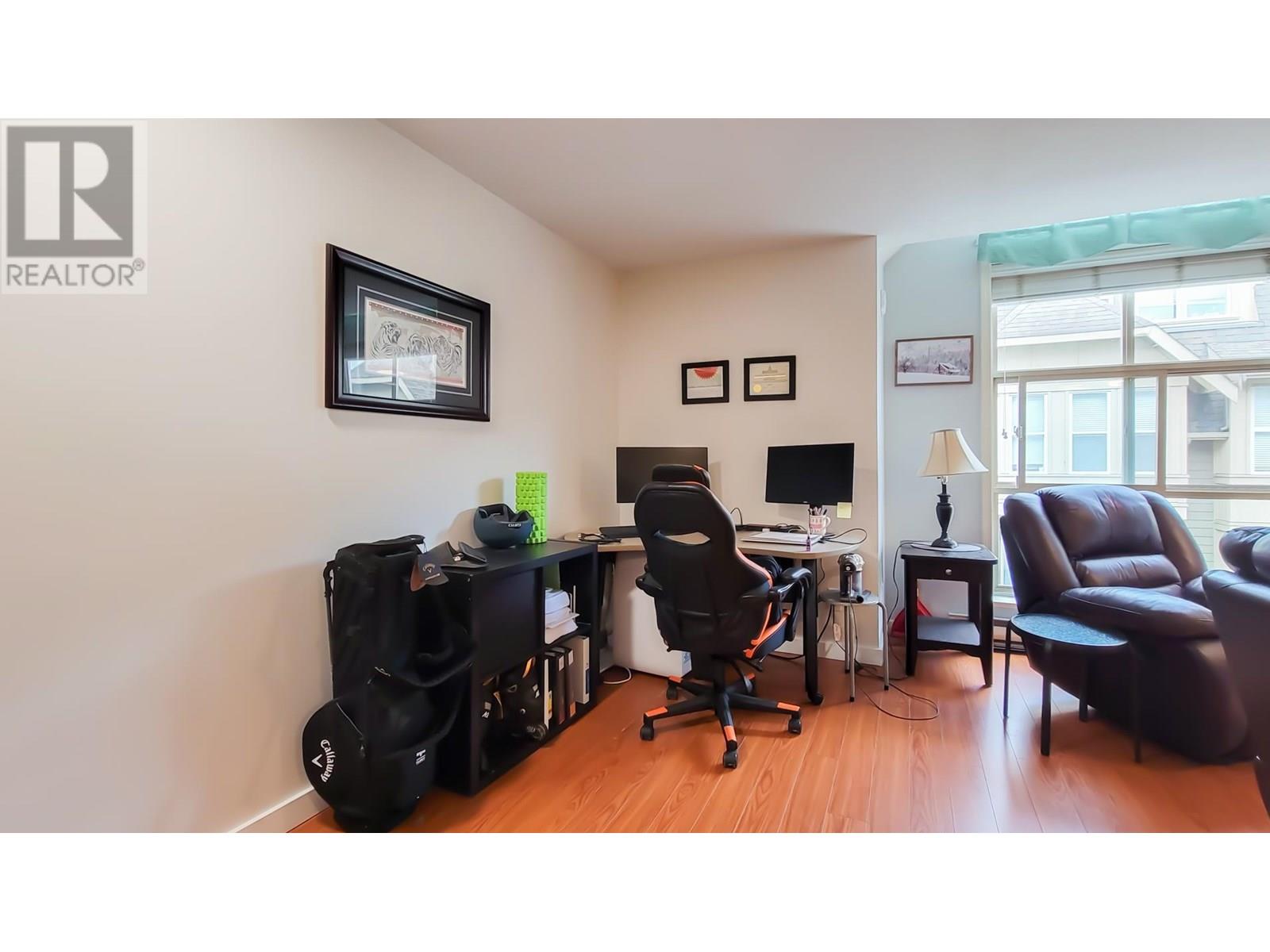 Photo 16 of 21 2378 Rindall Avenue, Port Coquitlam BC