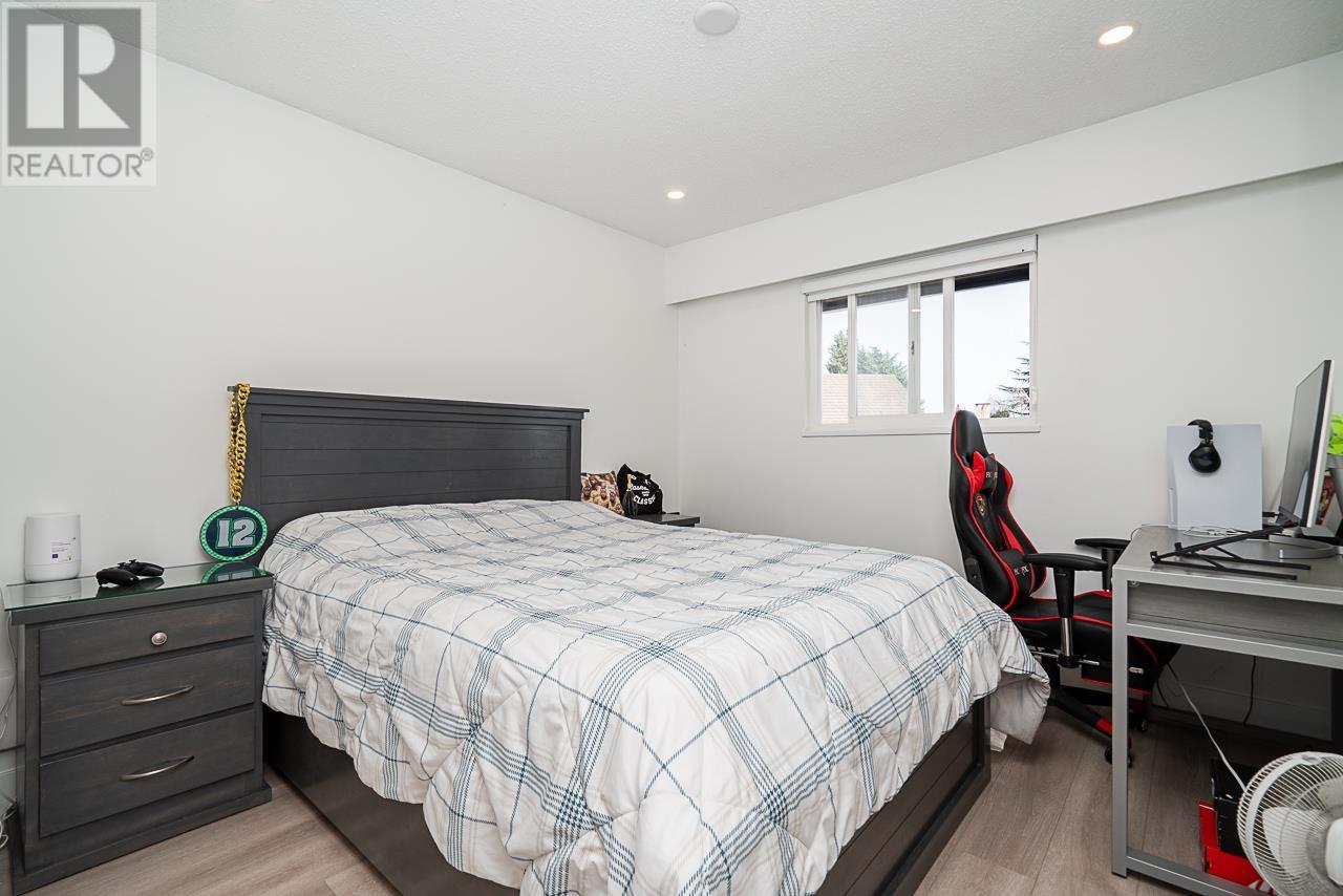 615 ALLISON PLACE, New Westminster