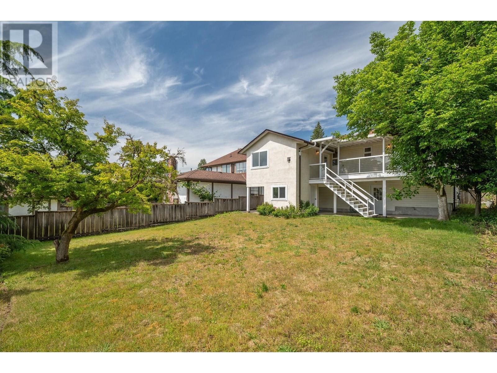 Photo 32 of 722 Foster Avenue, Coquitlam BC