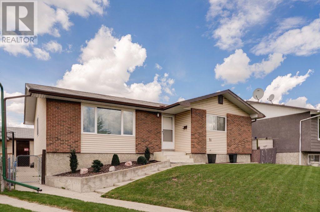 31 Maranda Close NE, Calgary, Alberta