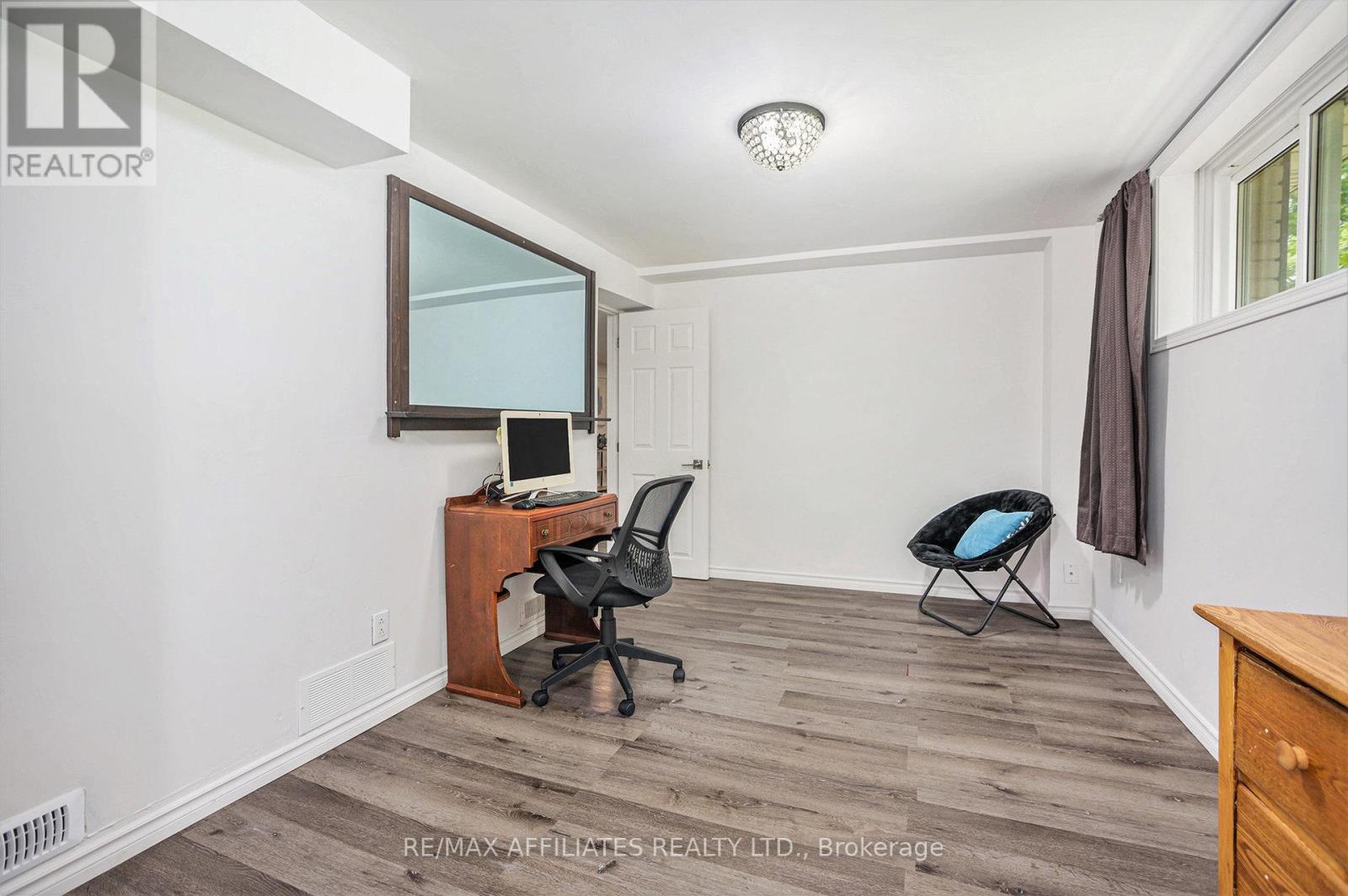 Photo 29 of 114 Duncan Street, Drummond North Elmsley ON