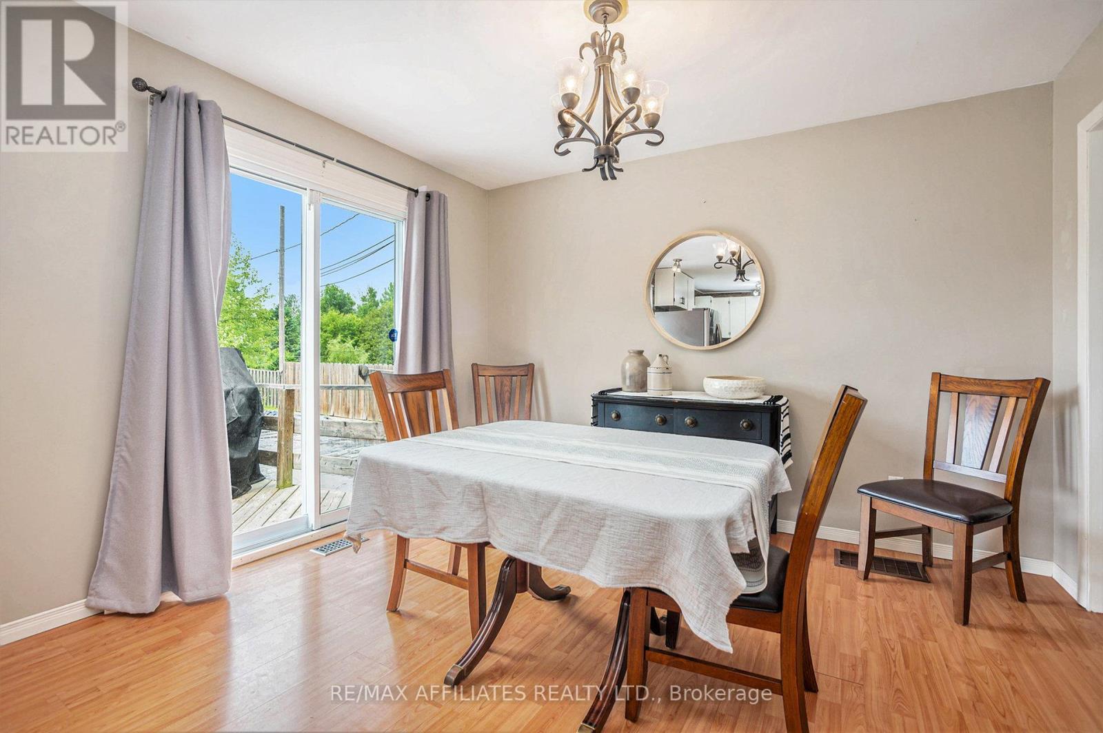 Photo 31 of 114 Duncan Street, Drummond North Elmsley ON