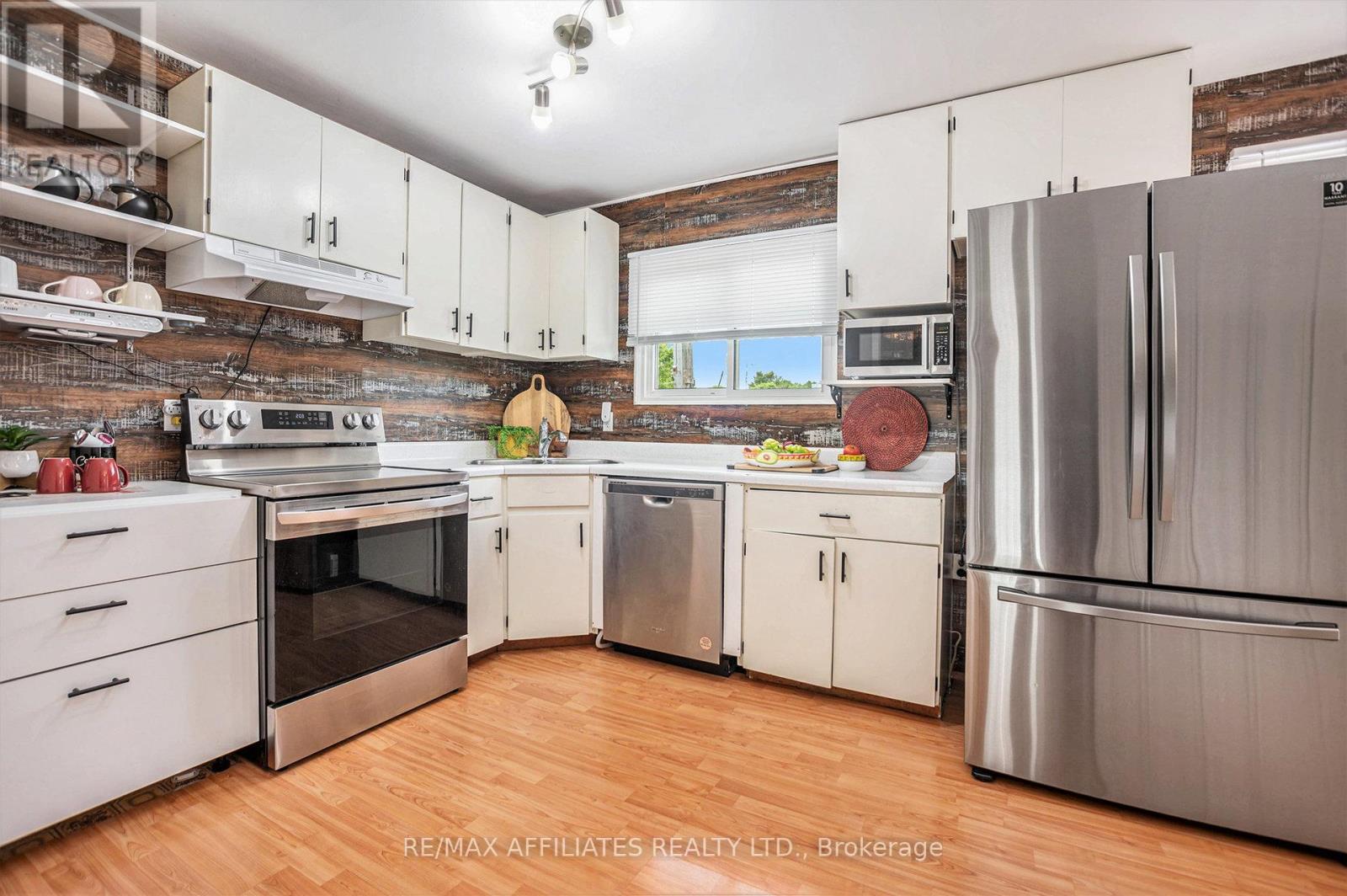 Photo 7 of 114 Duncan Street, Drummond North Elmsley ON