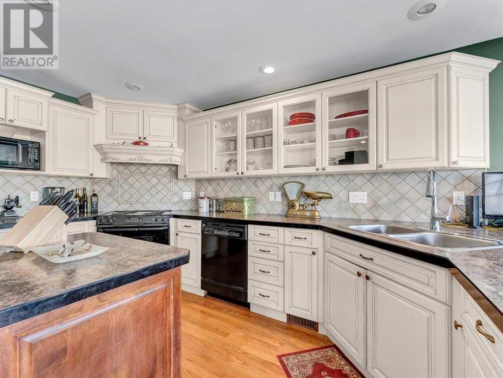 Photo 26 of 258 1 Street Se, Medicine Hat AB