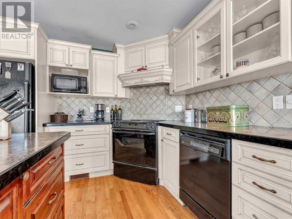 Photo 18 of 258 1 Street Se, Medicine Hat AB