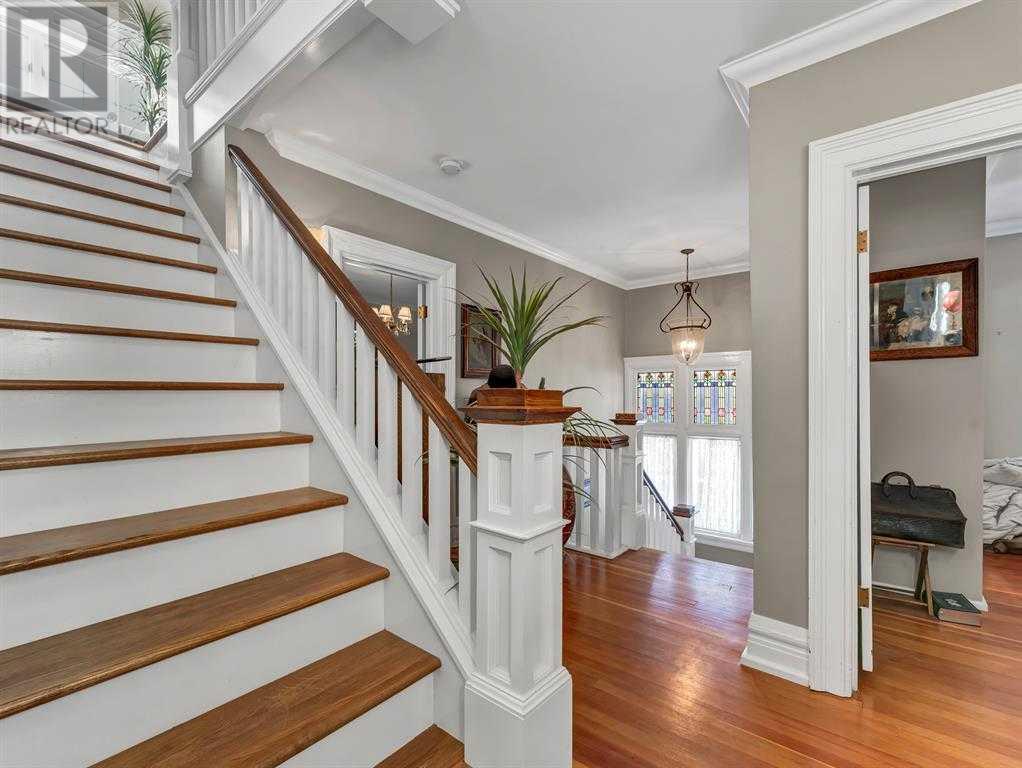 Photo 7 of 258 1 Street Se, Medicine Hat AB