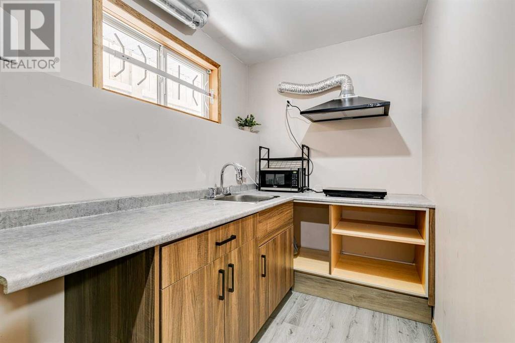 Single Family House Bungalow for Sale in  Country Hills Drive NW Country Hills Calgary 