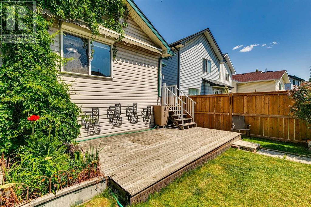 Single Family House Bungalow for Sale in  Country Hills Drive NW Country Hills Calgary 