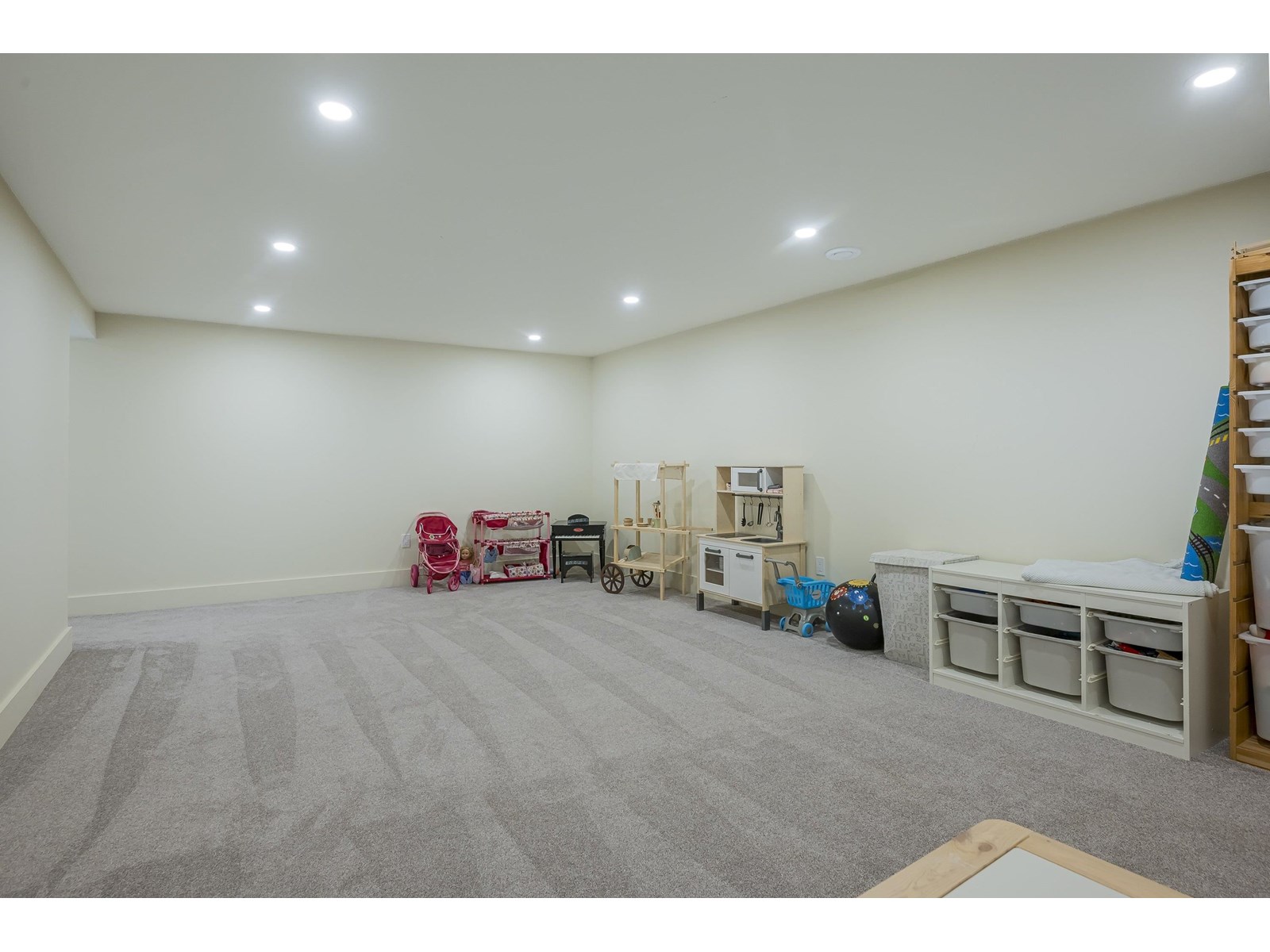 1716 AGASSIZ AVENUE, Agassiz, Agassiz
