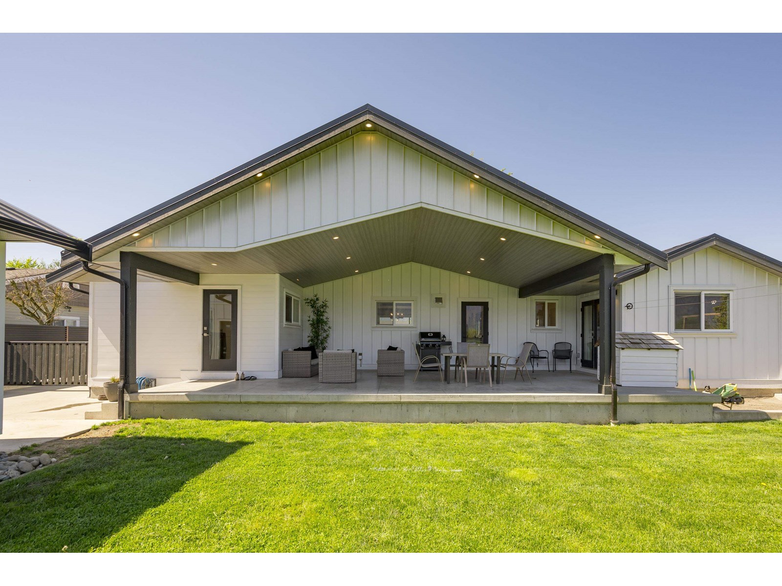1716 AGASSIZ AVENUE, Agassiz, Agassiz