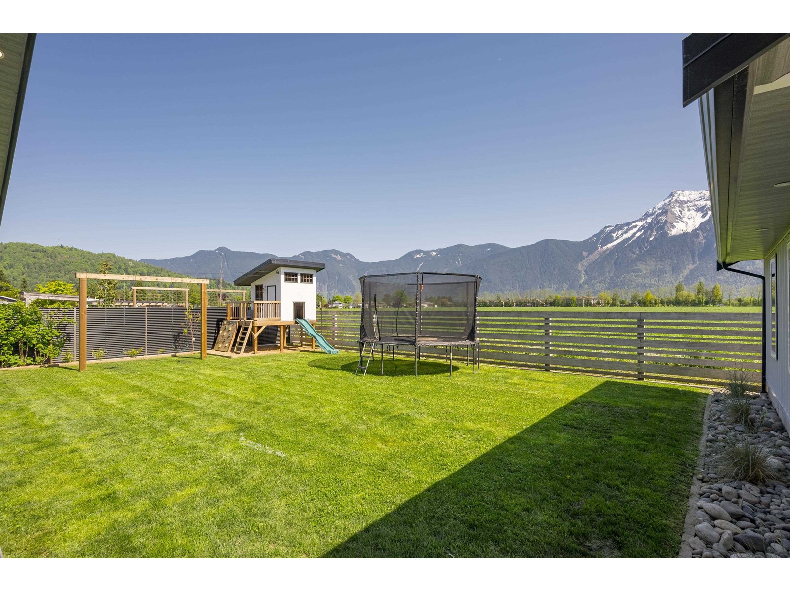 1716 AGASSIZ AVENUE, Agassiz, Agassiz