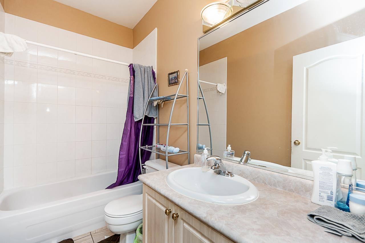 Photo 17 of 13003 74 Avenue, Surrey BC